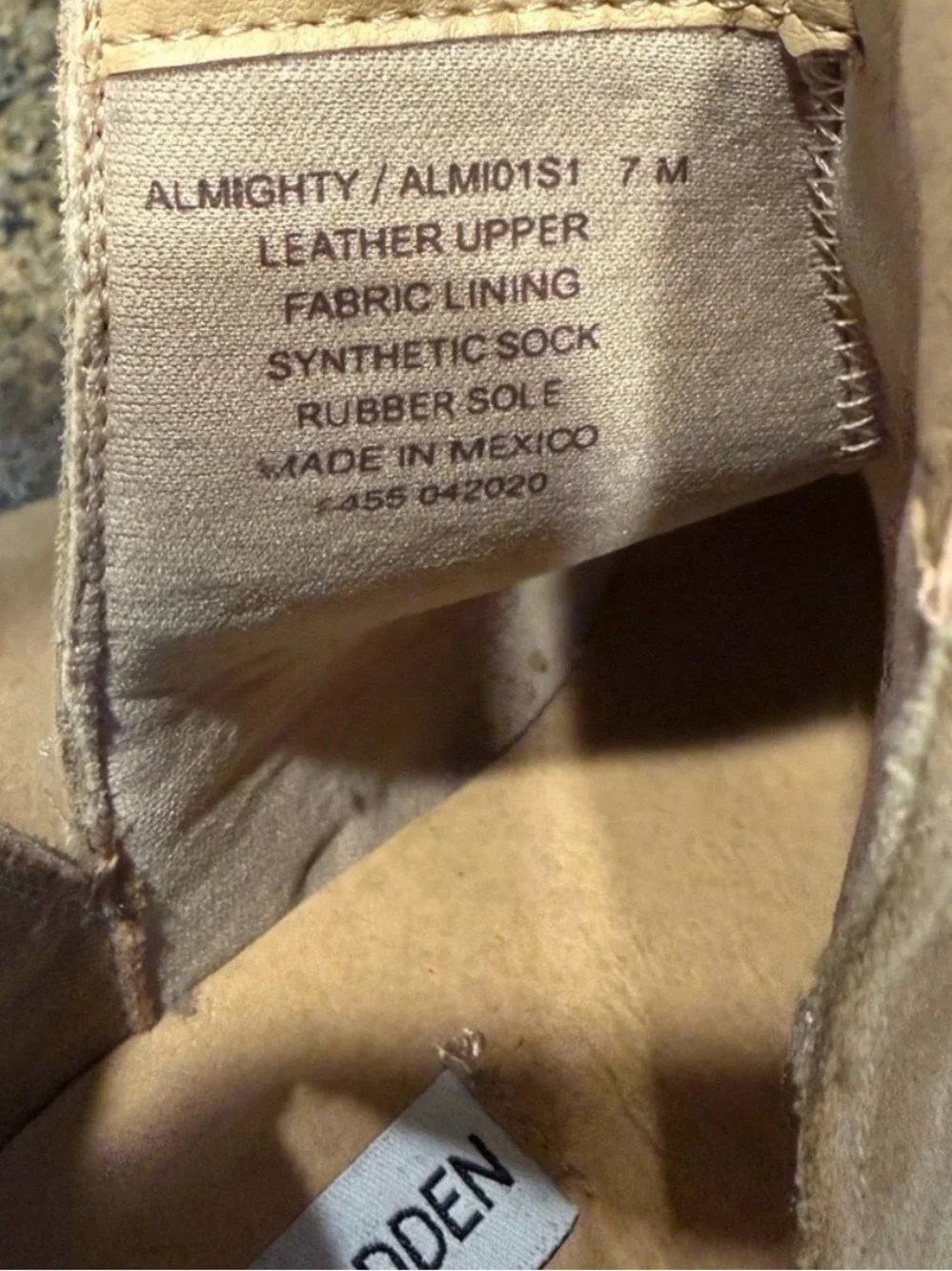 Steve Madden tan suede